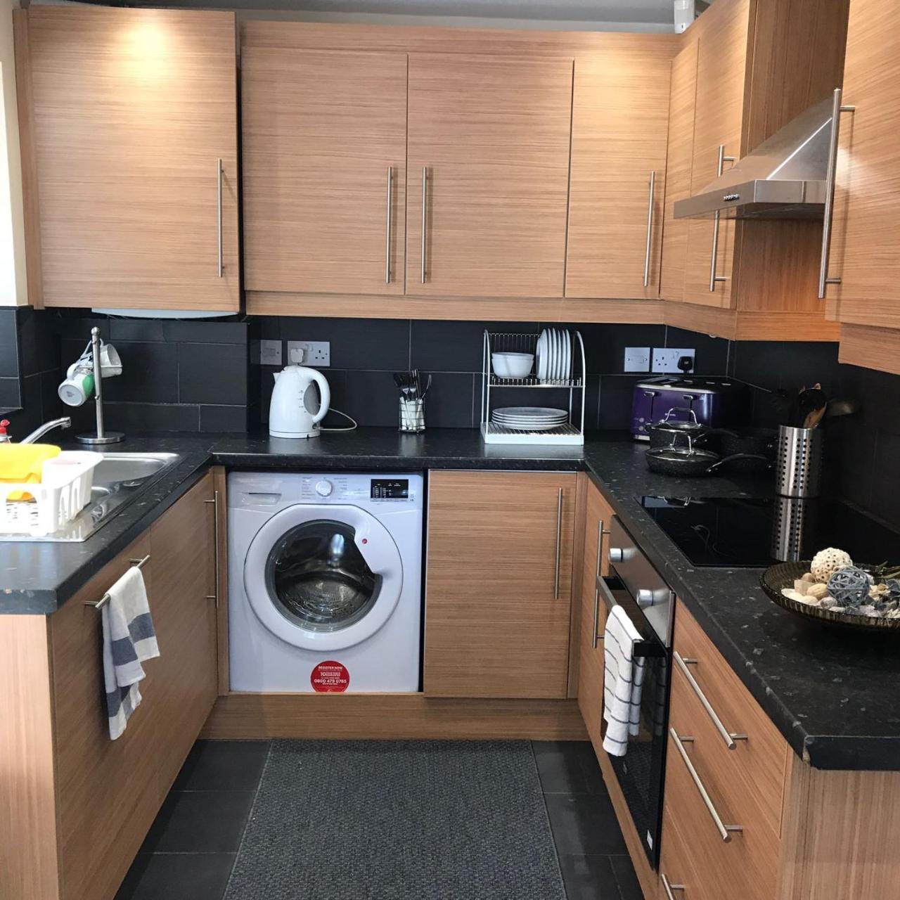 Glaisdale Studios Wolverhampton Ngoại thất bức ảnh